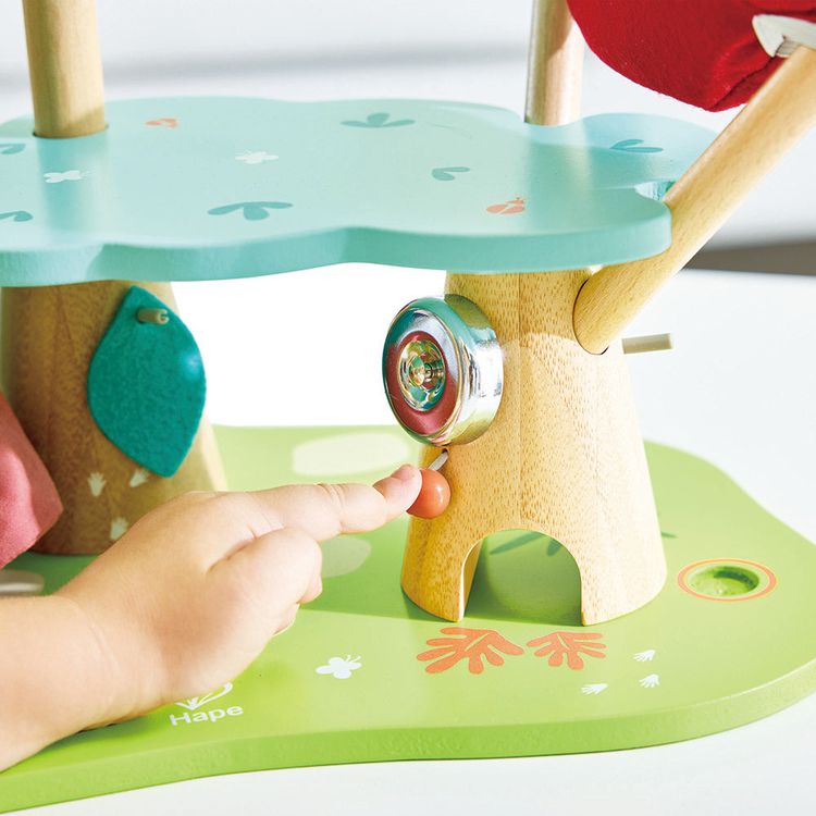 Kiki’s Treehouse Headquarters - FAO Schwarz