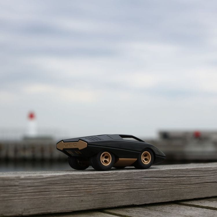 UFO Cannone Car – Black - FAO Schwarz