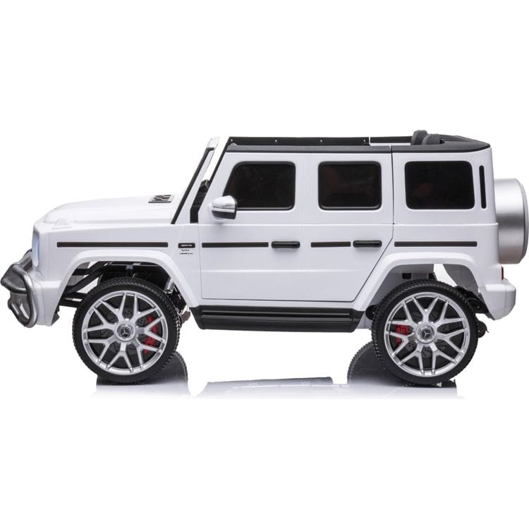 24V 4×4 Mercedes Benz G63 AMG 2 Seater Ride On Car - FAO Schwarz