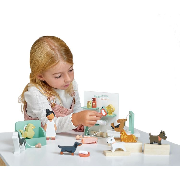 Wooden Waggy Tails Dog Salon Set - FAO Schwarz