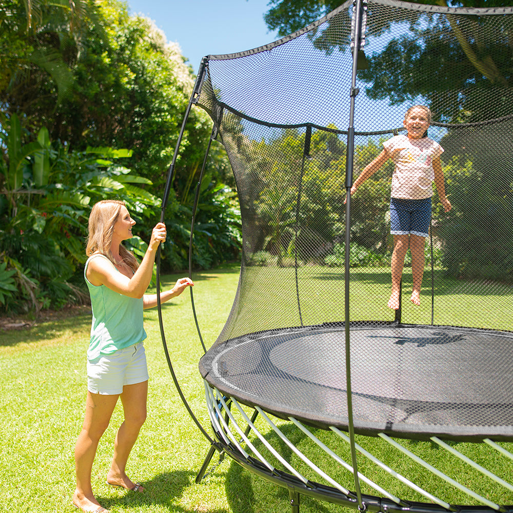 Compact Round Trampoline - FAO Schwarz
