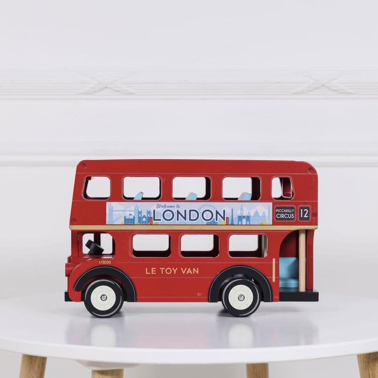 London Wooden Bus - FAO Schwarz