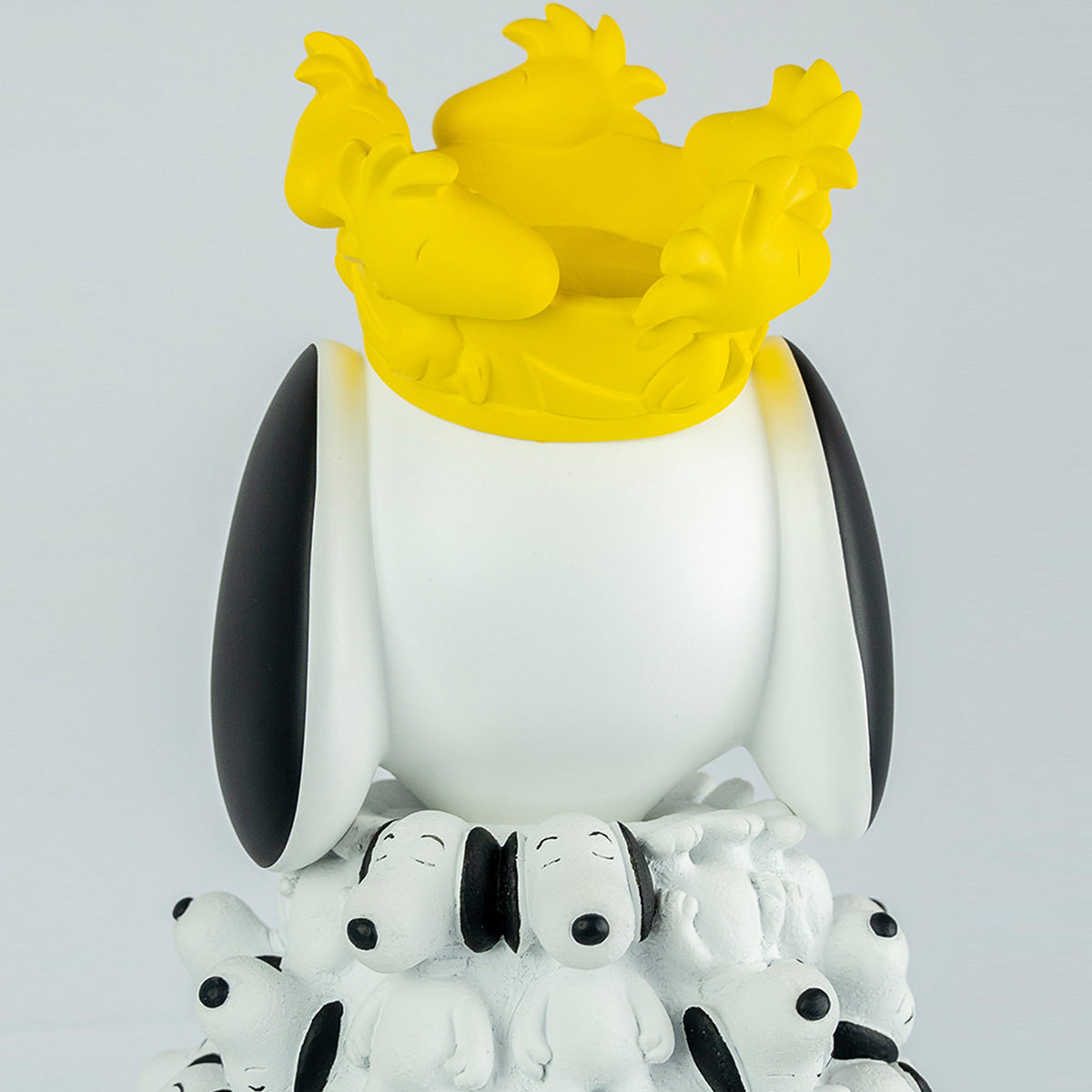 Snoopy King Figure with Mini Snoopies on Cape & Woodstock Crown – 17″ - FAO Schwarz