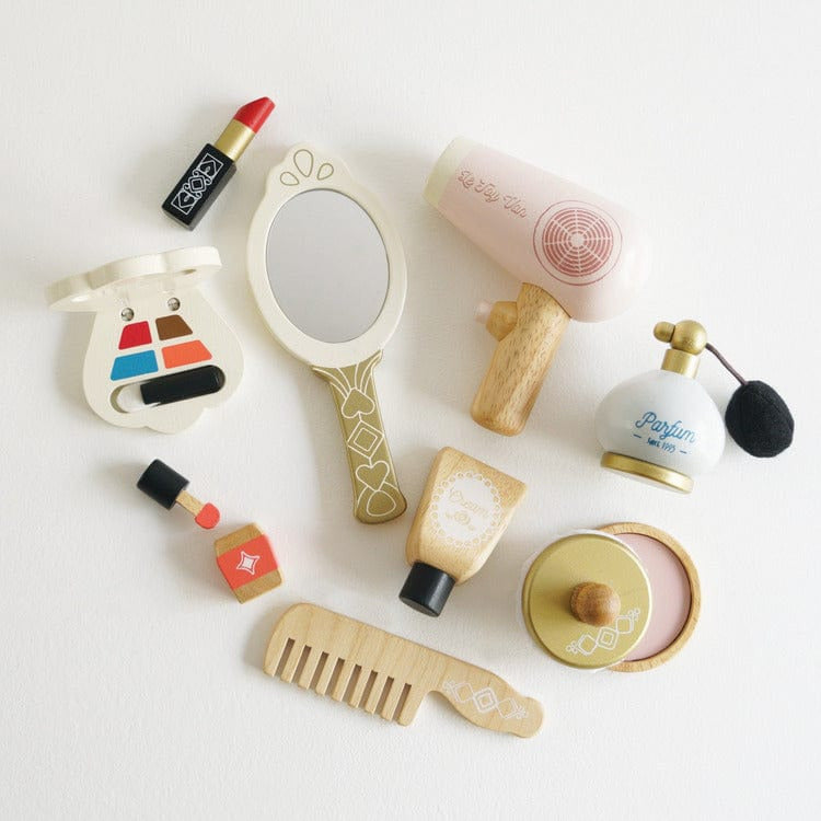 Star Beauty Bag - FAO Schwarz