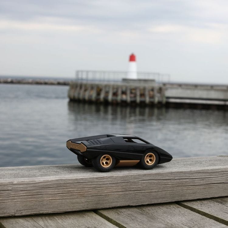UFO Cannone Car – Black - FAO Schwarz