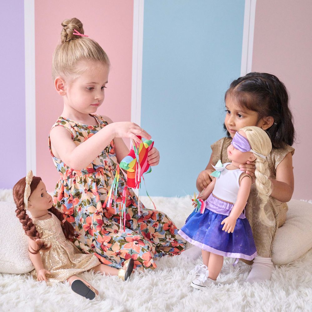 Sophia’s 18” Doll Piñata Birthday Party Outfit Set - FAO Schwarz